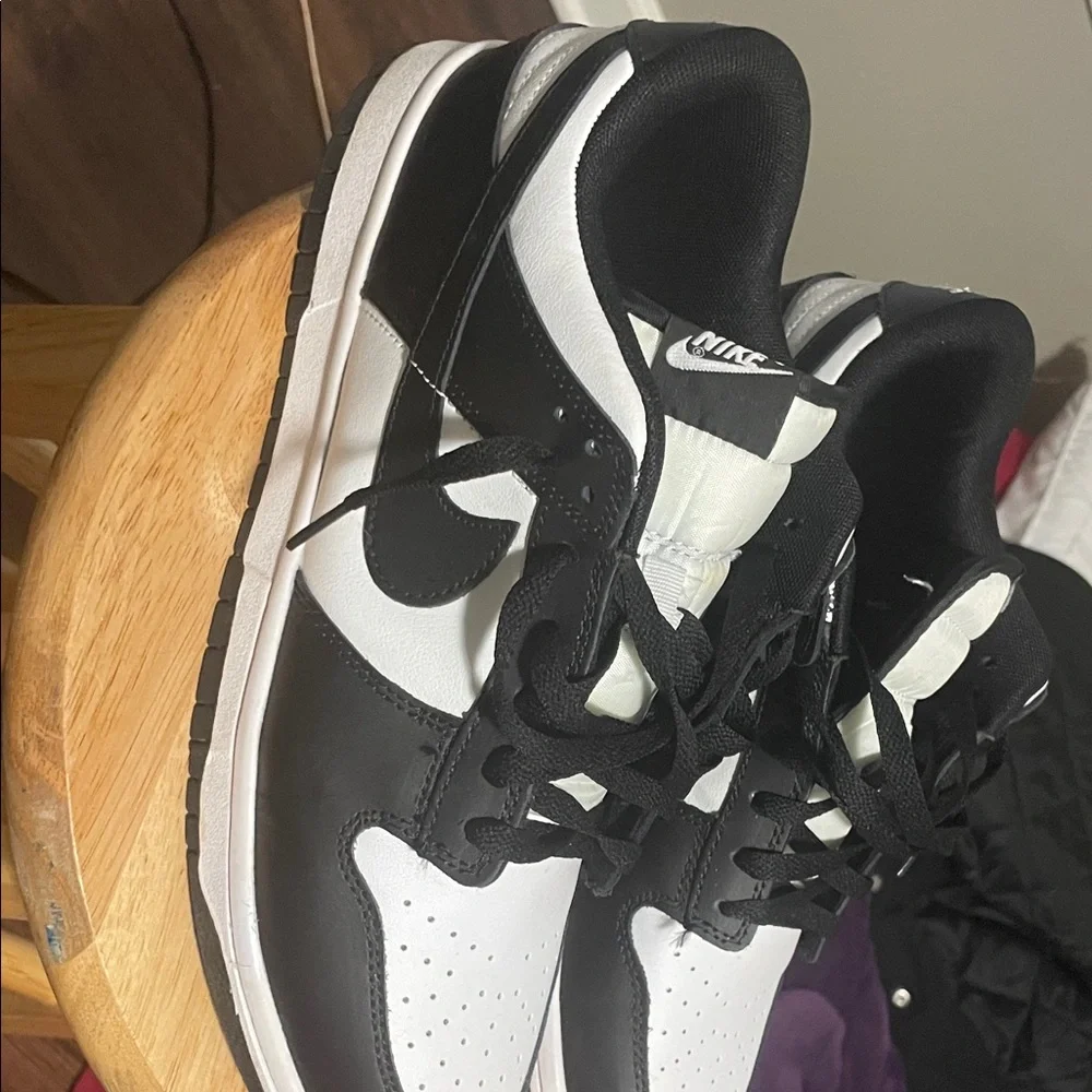 Nike Dunks Low size 11 - Picture 3 of 6